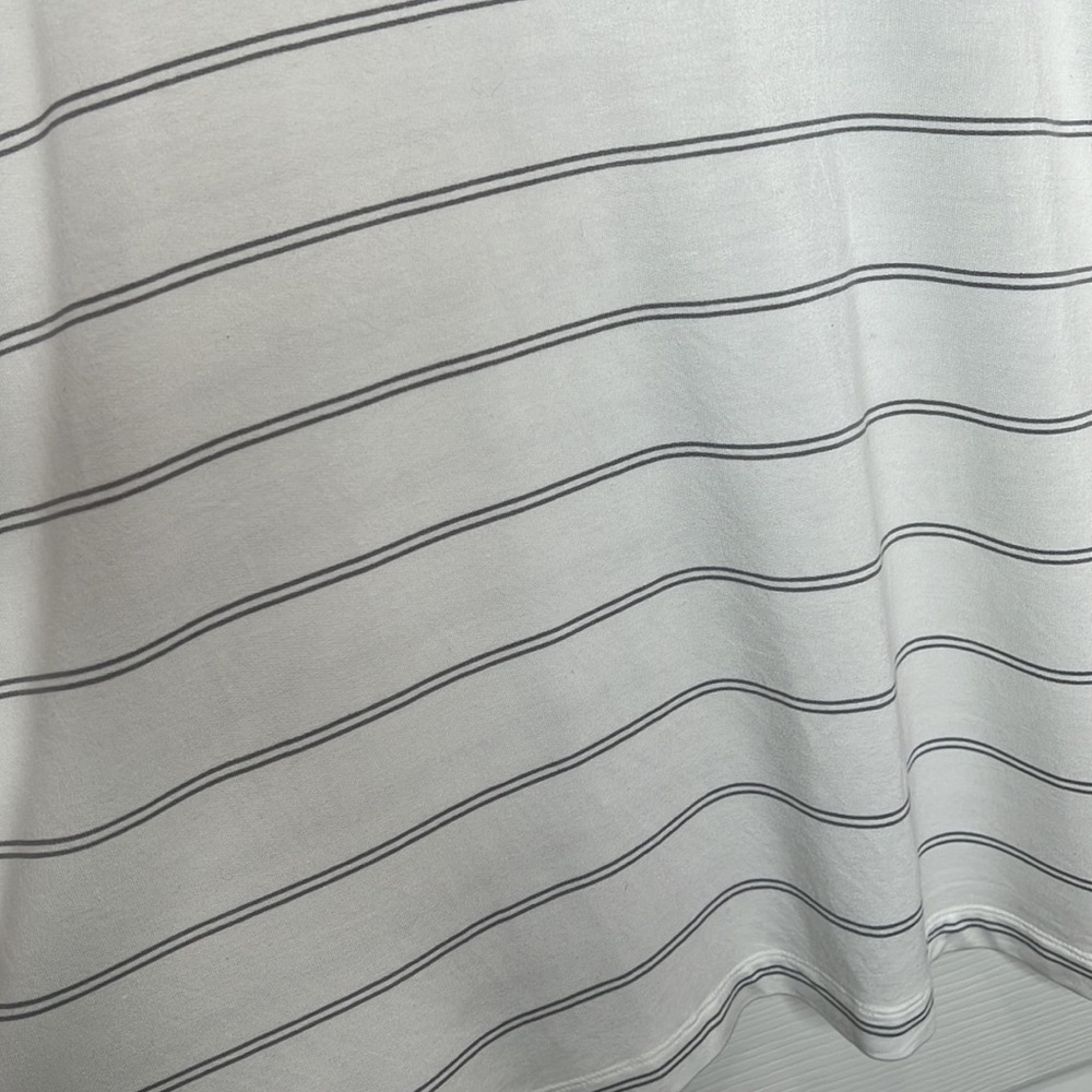 LOFT OUTLET LOUNGE XS Short Sleeve White and Gray striped Shirt. - Picture 6 of 16
